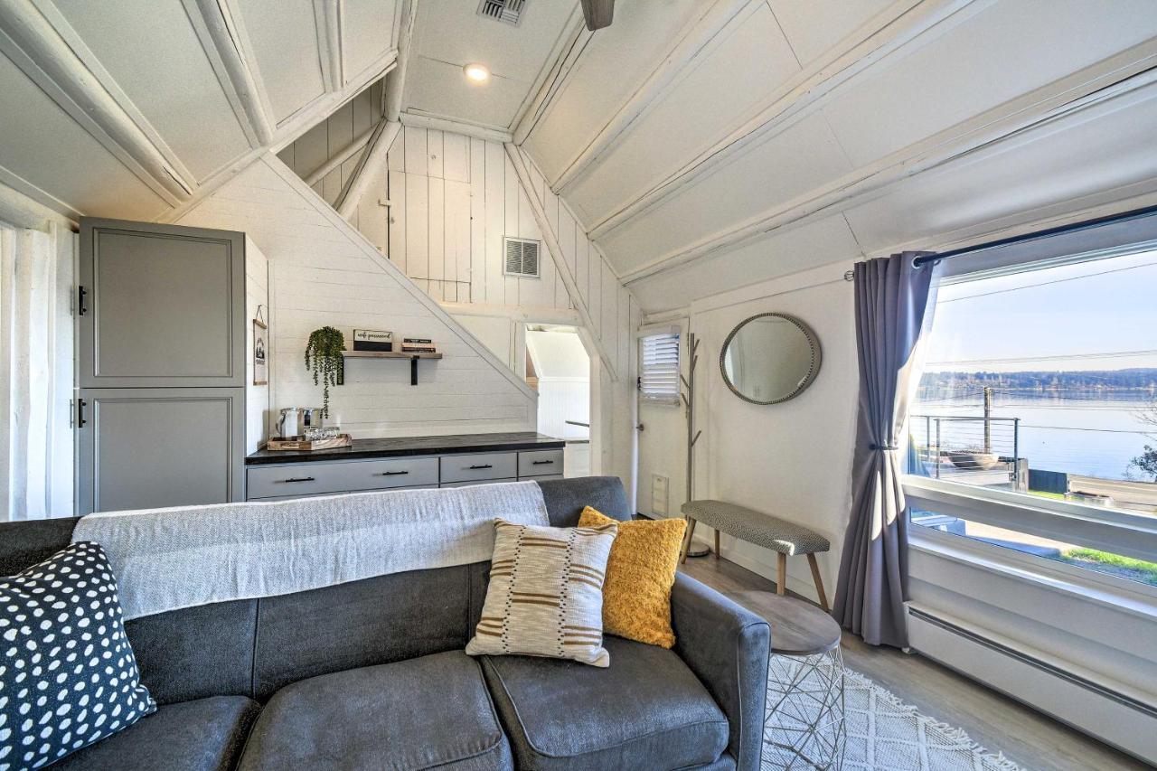 Puget Sound Cabin With Hot Tub And Water Views! Bremerton Exteriör bild