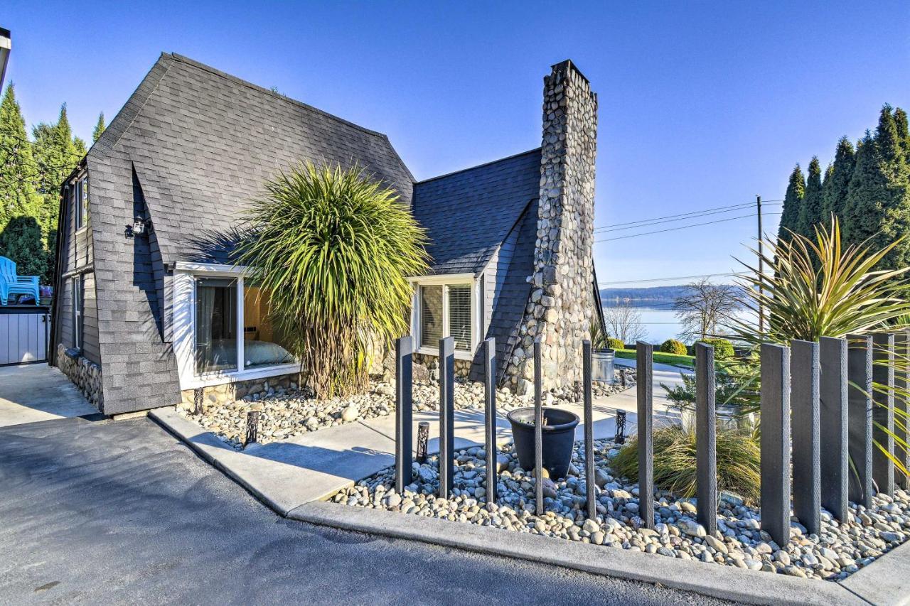 Puget Sound Cabin With Hot Tub And Water Views! Bremerton Exteriör bild