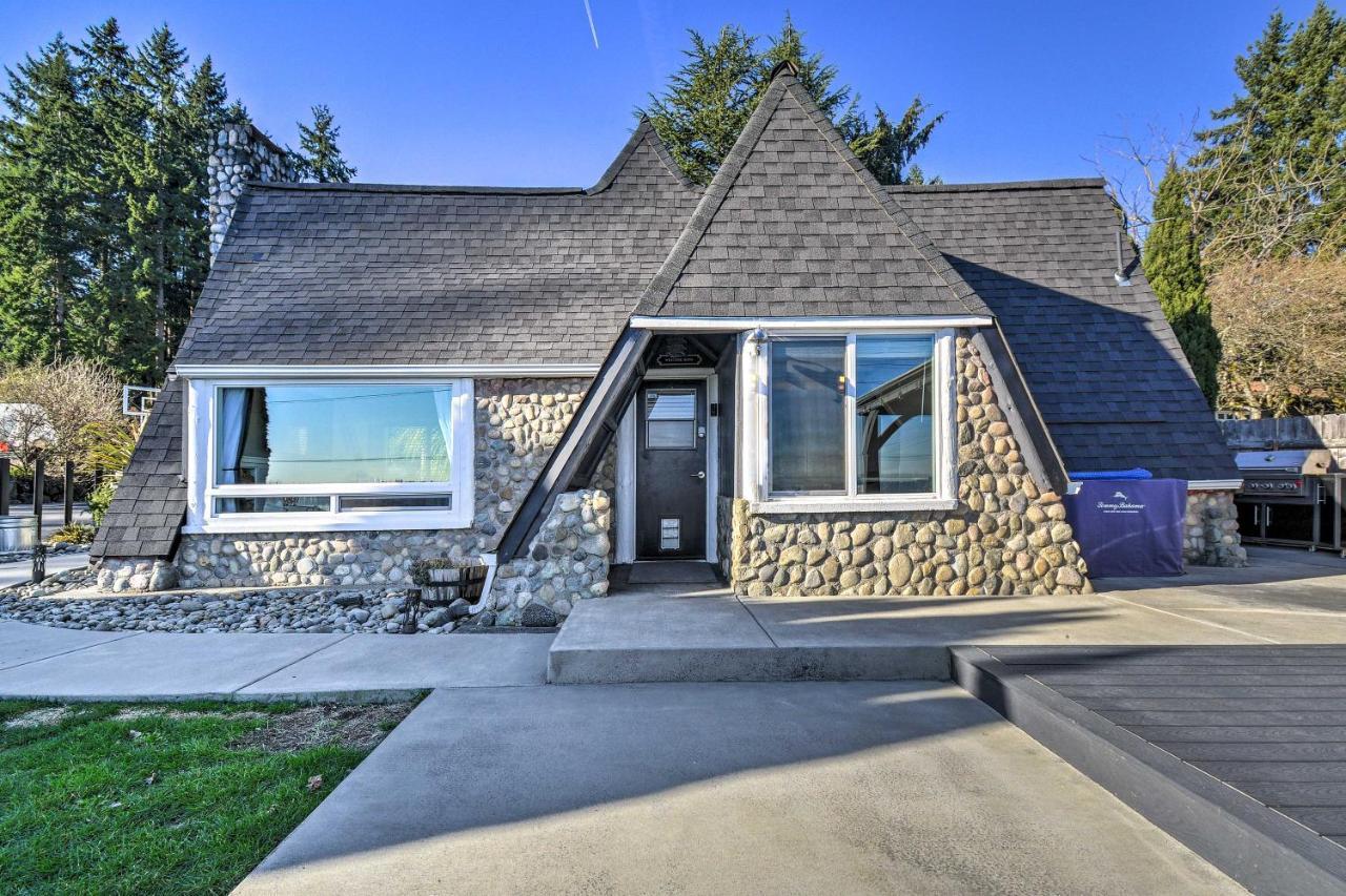 Puget Sound Cabin With Hot Tub And Water Views! Bremerton Exteriör bild