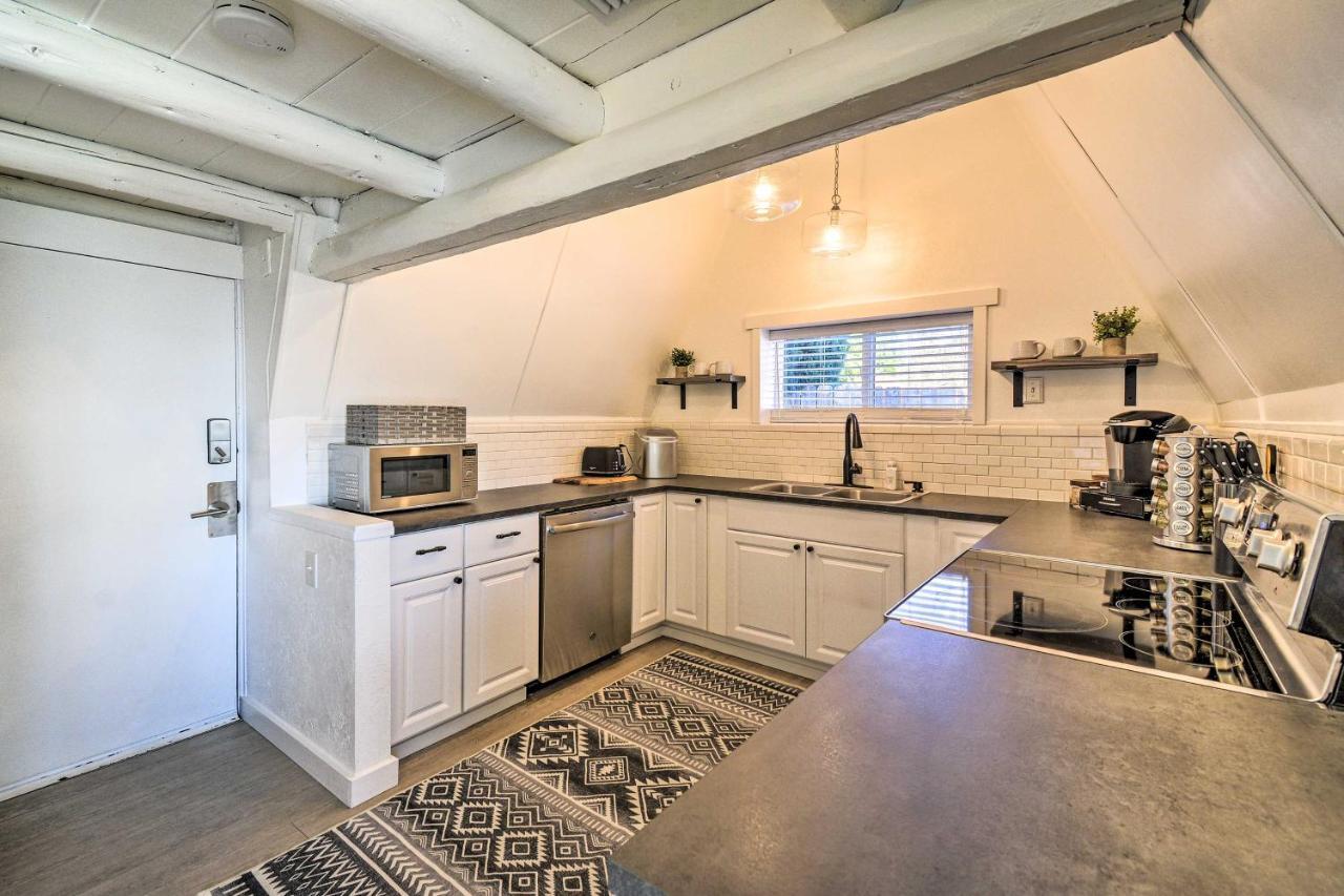 Puget Sound Cabin With Hot Tub And Water Views! Bremerton Exteriör bild
