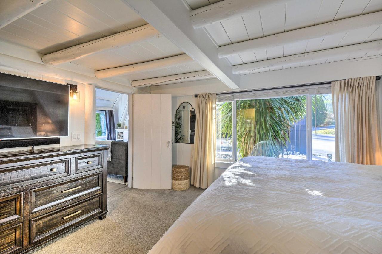 Puget Sound Cabin With Hot Tub And Water Views! Bremerton Exteriör bild